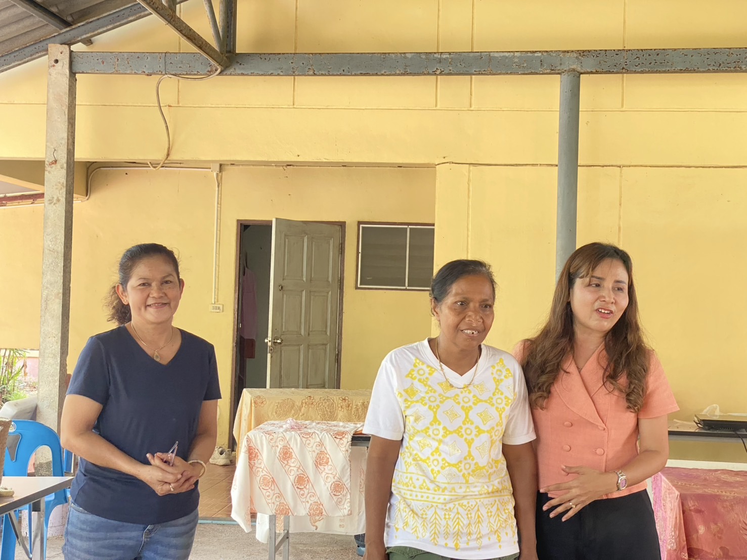 เปิดบ้านพักพจ. เป็นศูนย์เรียนรู้ ในวันที่ 2 พัฒนาทักษะผู้ประกอบการ OTOP ประเภทผ้า จังหวัดสุราษฎร์ธานี