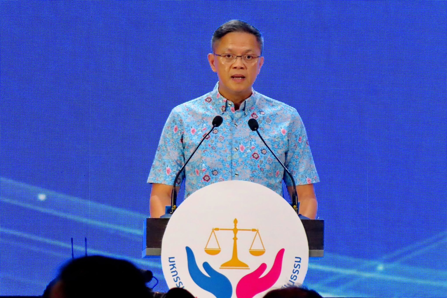 พช.สุราษฎร์ธานี จัดมหกรรมแก้หนี้ สร้างวิถีแห่งความเป็นธรรม ปีที่ 2 พร้อมคลินิกแก้หนี้เคลื่อนที่ (Clinic Mobile) ให้คำปรึกษาลูกหนี้กองทุนพัฒนาบทบาทสตรี