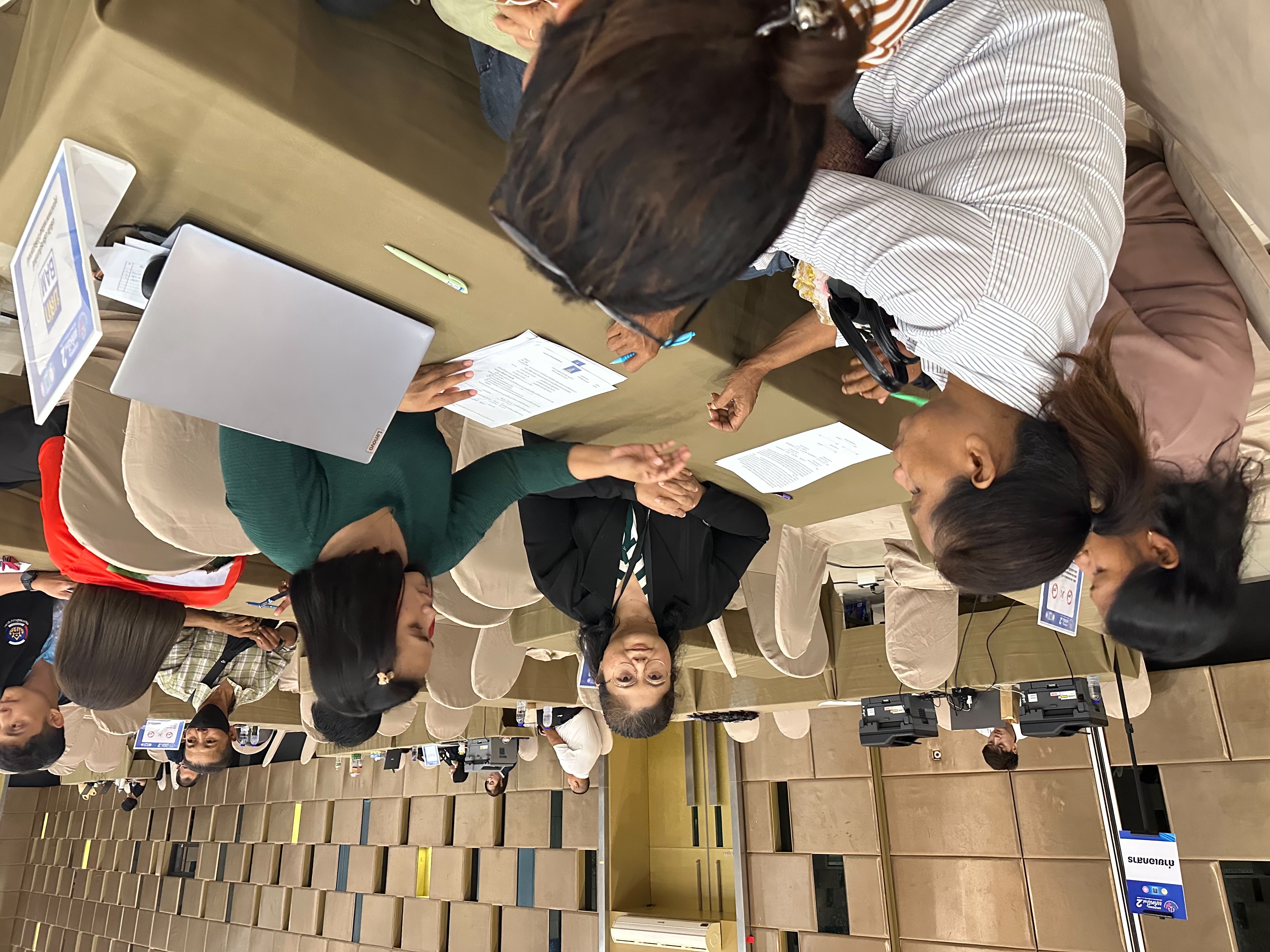 พช.สุราษฎร์ธานี จัดมหกรรมแก้หนี้ สร้างวิถีแห่งความเป็นธรรม ปีที่ 2 พร้อมคลินิกแก้หนี้เคลื่อนที่ (Clinic Mobile) ให้คำปรึกษาลูกหนี้กองทุนพัฒนาบทบาทสตรี