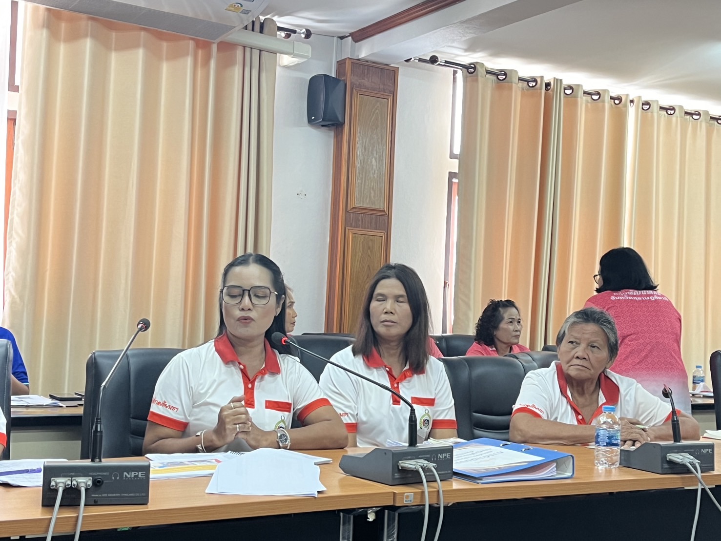 พช.สุราษฎร์ธานี ดำเนินการคัดเลือกคนกองทุนพัฒนาบทบาทสตรีดีเด่นระดับจังหวัด ตามโครงการเชิดชูเกียรติคนกองทุนพัฒนาบทบาทสตรี ประจำปี 2568 โซนใต้