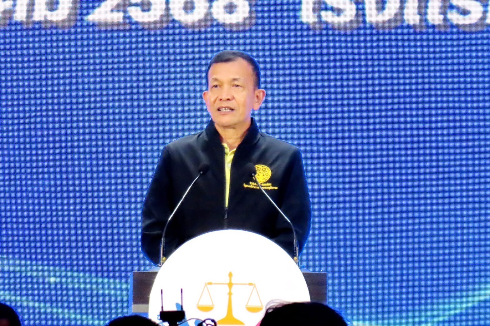 พช.สุราษฎร์ธานี จัดมหกรรมแก้หนี้ สร้างวิถีแห่งความเป็นธรรม ปีที่ 2 พร้อมคลินิกแก้หนี้เคลื่อนที่ (Clinic Mobile) ให้คำปรึกษาลูกหนี้กองทุนพัฒนาบทบาทสตรี