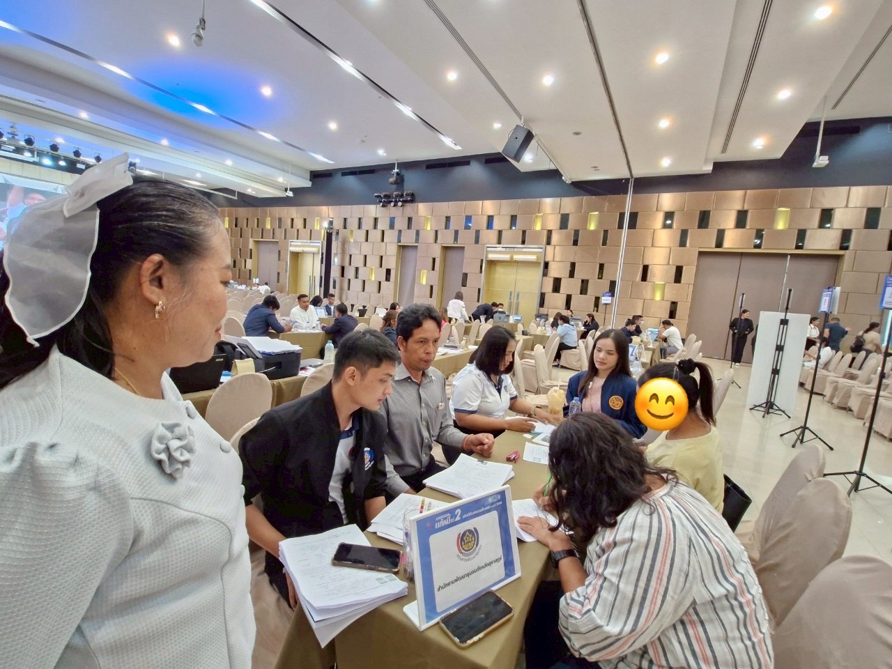 พช.สุราษฎร์ธานี จัดมหกรรมแก้หนี้ สร้างวิถีแห่งความเป็นธรรม ปีที่ 2 พร้อมคลินิกแก้หนี้เคลื่อนที่ (Clinic Mobile) ให้คำปรึกษาลูกหนี้กองทุนพัฒนาบทบาทสตรี