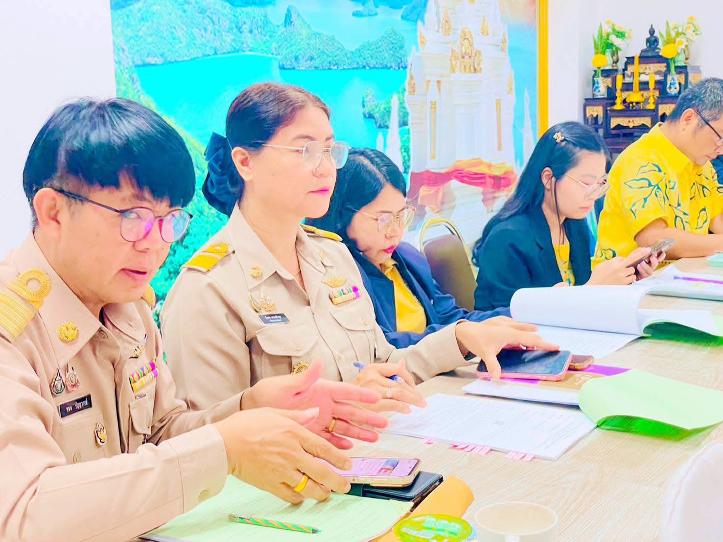 พช.สุราษฎร์ธานี จับมือภาคีเครือข่าย เดินหน้าขับเคลื่อนเศรษฐกิจฐานรากและประชารัฐ (E3)