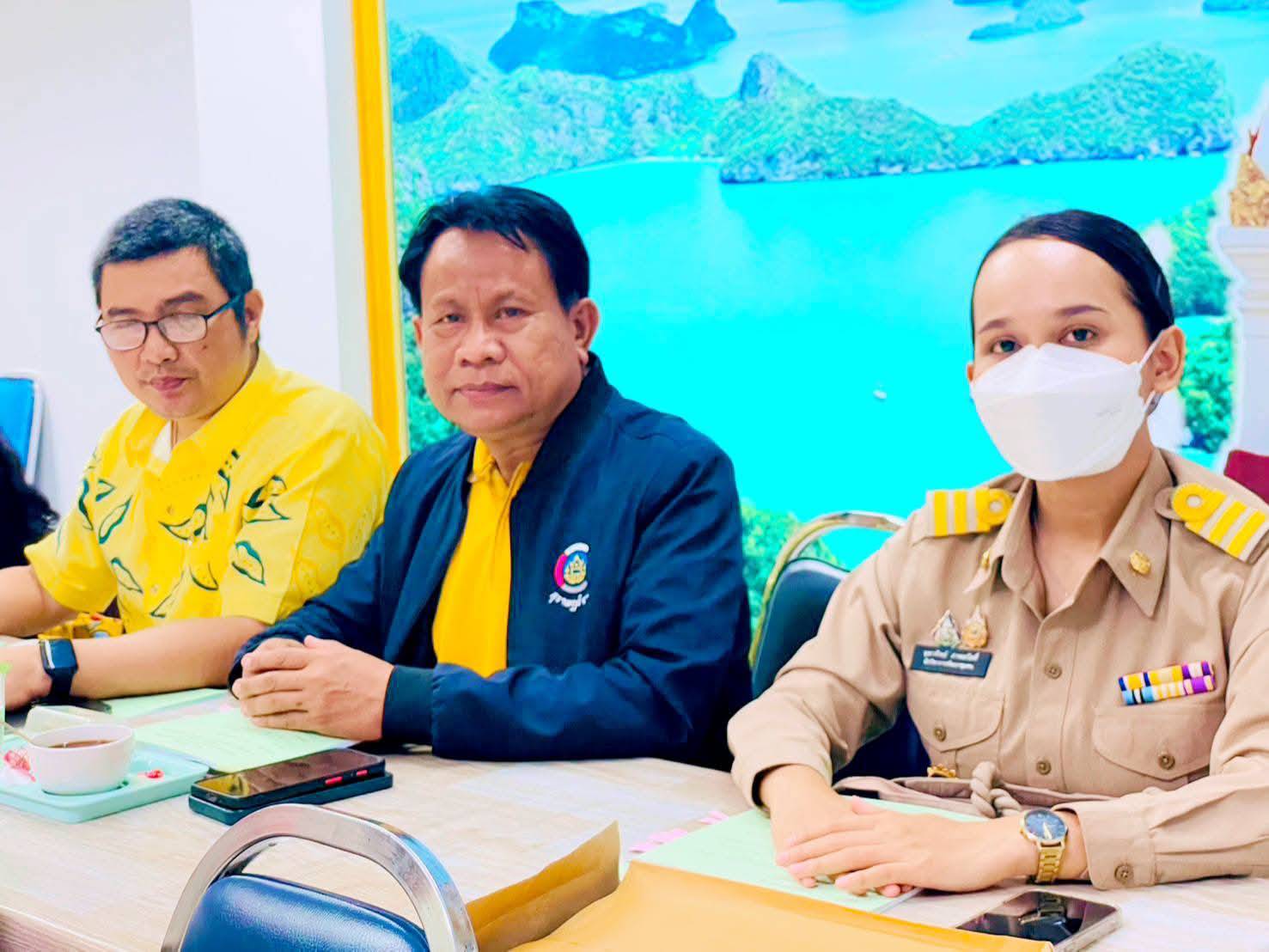 พช.สุราษฎร์ธานี จับมือภาคีเครือข่าย เดินหน้าขับเคลื่อนเศรษฐกิจฐานรากและประชารัฐ (E3)