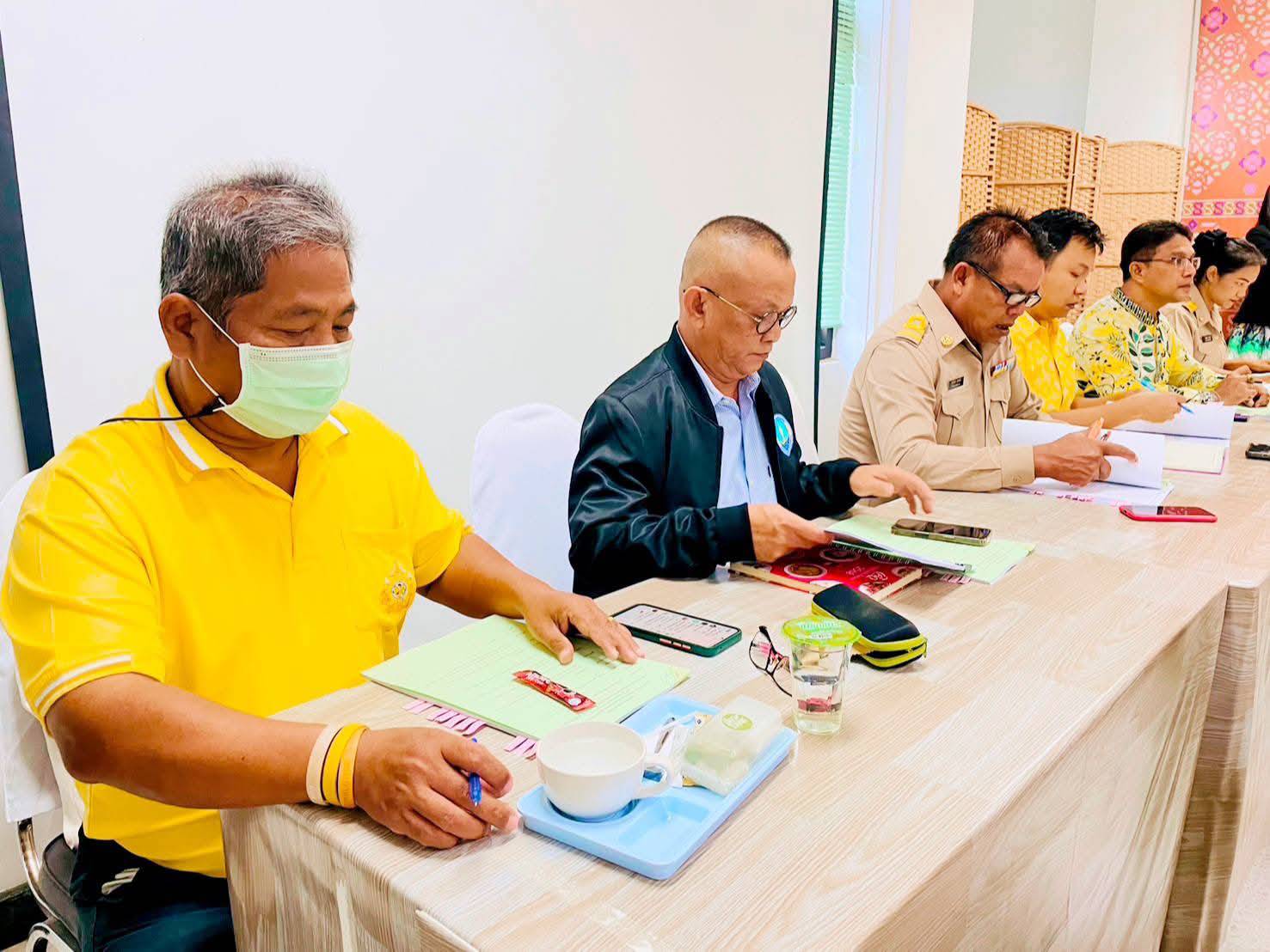 พช.สุราษฎร์ธานี จับมือภาคีเครือข่าย เดินหน้าขับเคลื่อนเศรษฐกิจฐานรากและประชารัฐ (E3)