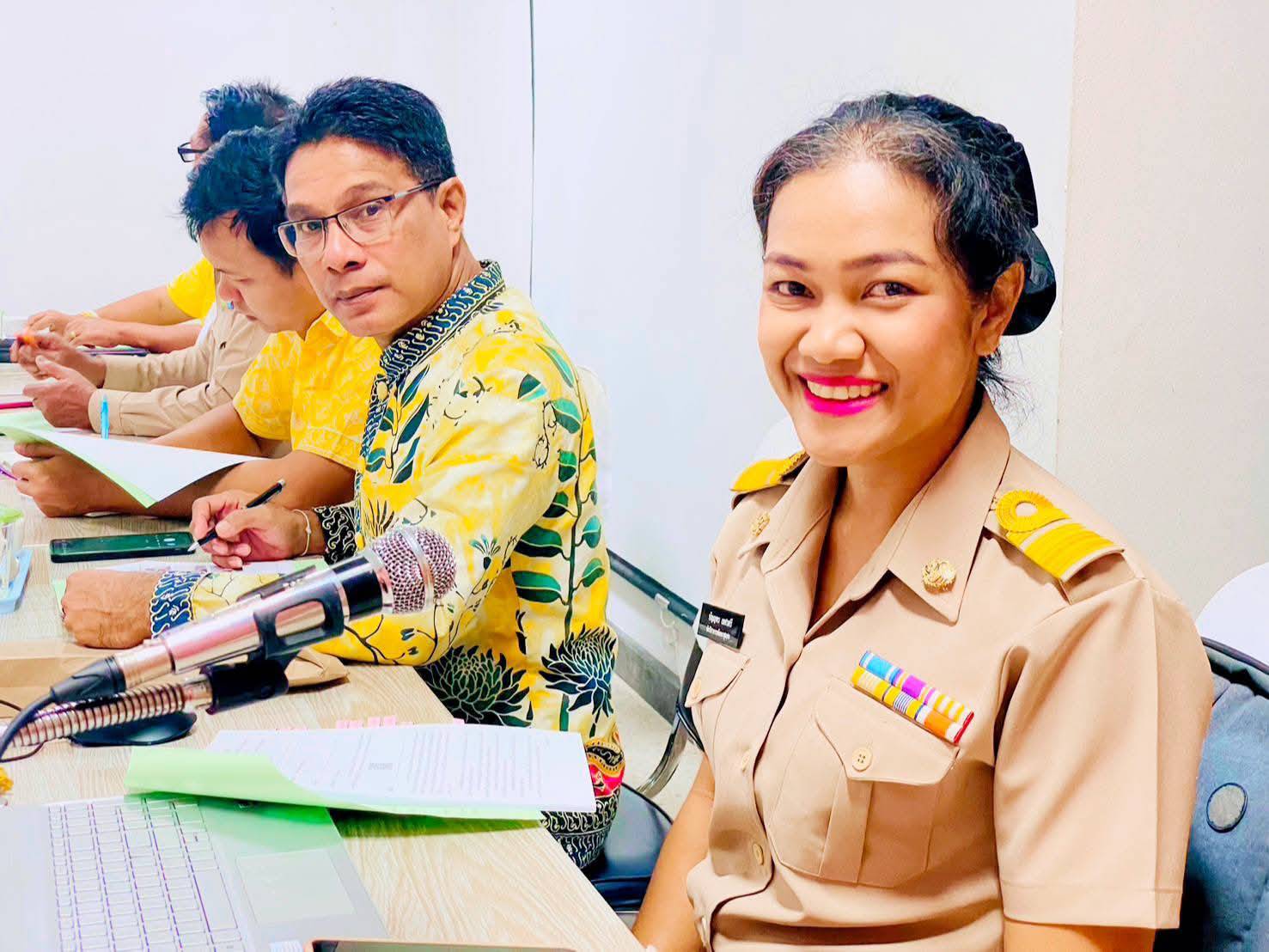 พช.สุราษฎร์ธานี จับมือภาคีเครือข่าย เดินหน้าขับเคลื่อนเศรษฐกิจฐานรากและประชารัฐ (E3)