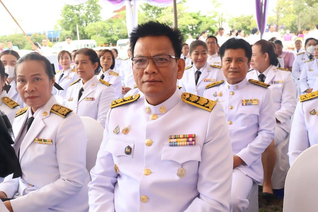 📣พช.สุราษฎร์ธานี📣ร่วมกิจกรรมเฉลิมพระเกียรติสมเด็จพระนางเจ้า ฯ พระบรมราชินี เนื่องในโอกาสวันเฉลิมพระชนมพรรษา ๓ มิถุนายน ๒๕๖๘ พิธีเจริญพระพุทธมนต์และทำบุญตักบาตรถวายพระระราชกุศล