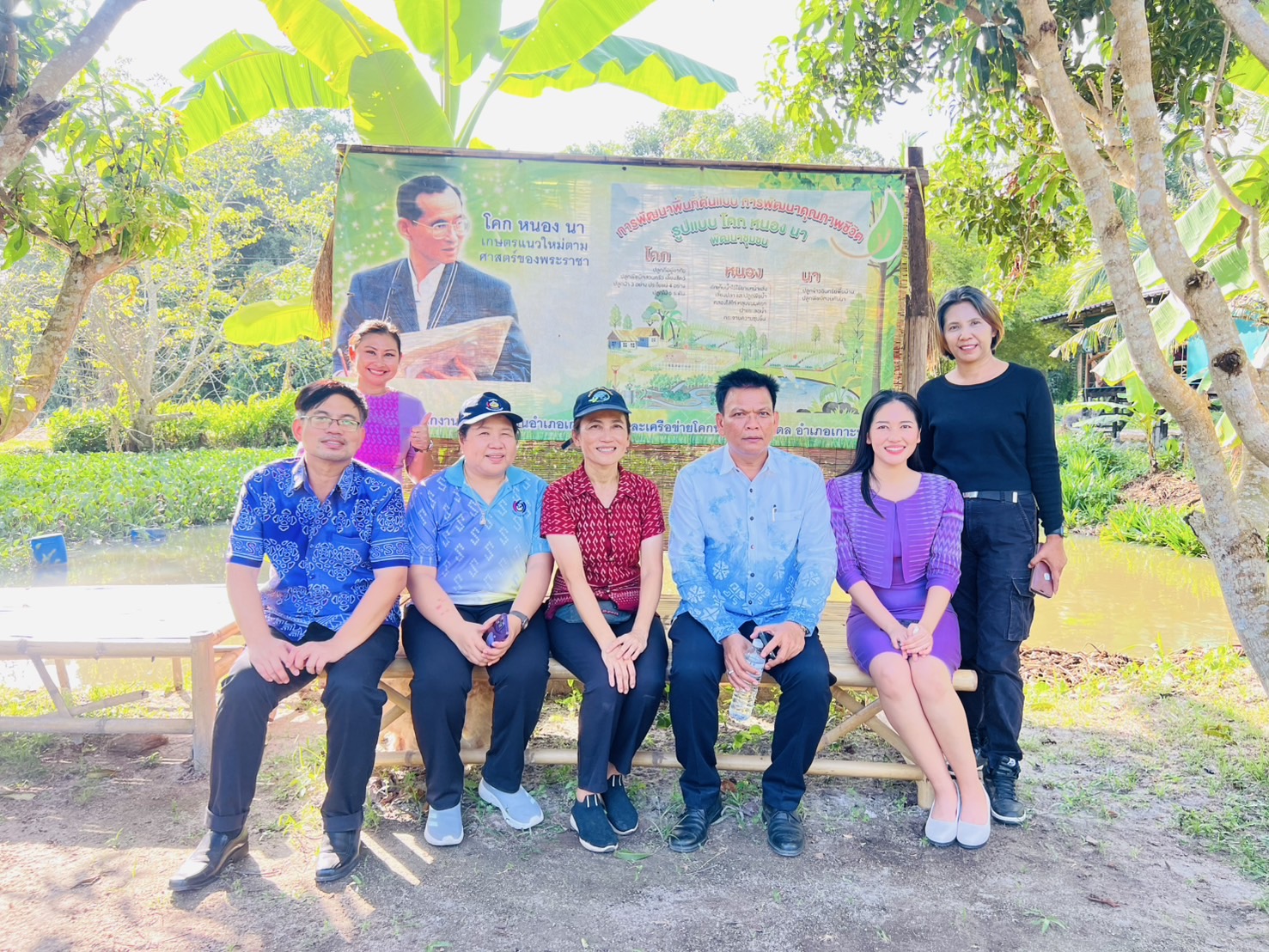 “พาพงัน สรรสร้างเพื่อชุมชน” พช.เกาะพะงัน ร่วมคัดเลือกคนกองทุนพัฒนาบทบาทสตรีดีเด่น ปี 68 ยกย่องคนทำงานเพื่อชุมชน