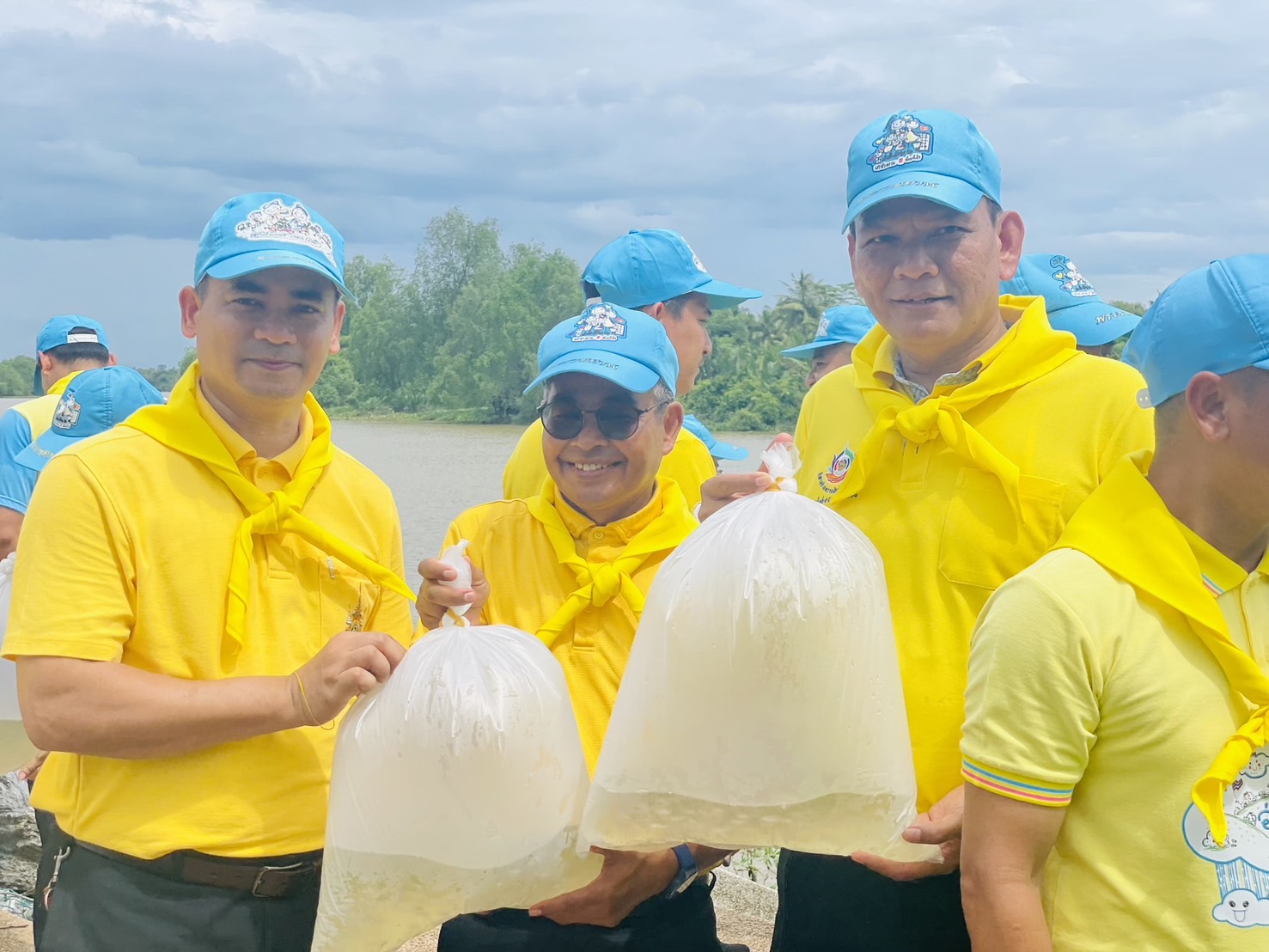 พช.สุราษฎร์ฯ ร่วมทำความดีด้วยหัวใจ “จิตอาสาพัฒนาและบริการประชาชน” เนื่องในโอกาสวันเฉลิมพระชนมพรรษา สมเด็จพระนางเจ้าสุทิดา พัชรสุธาพิมลลักษณ พระบรมราชินี ประจำปี พ.ศ.2568