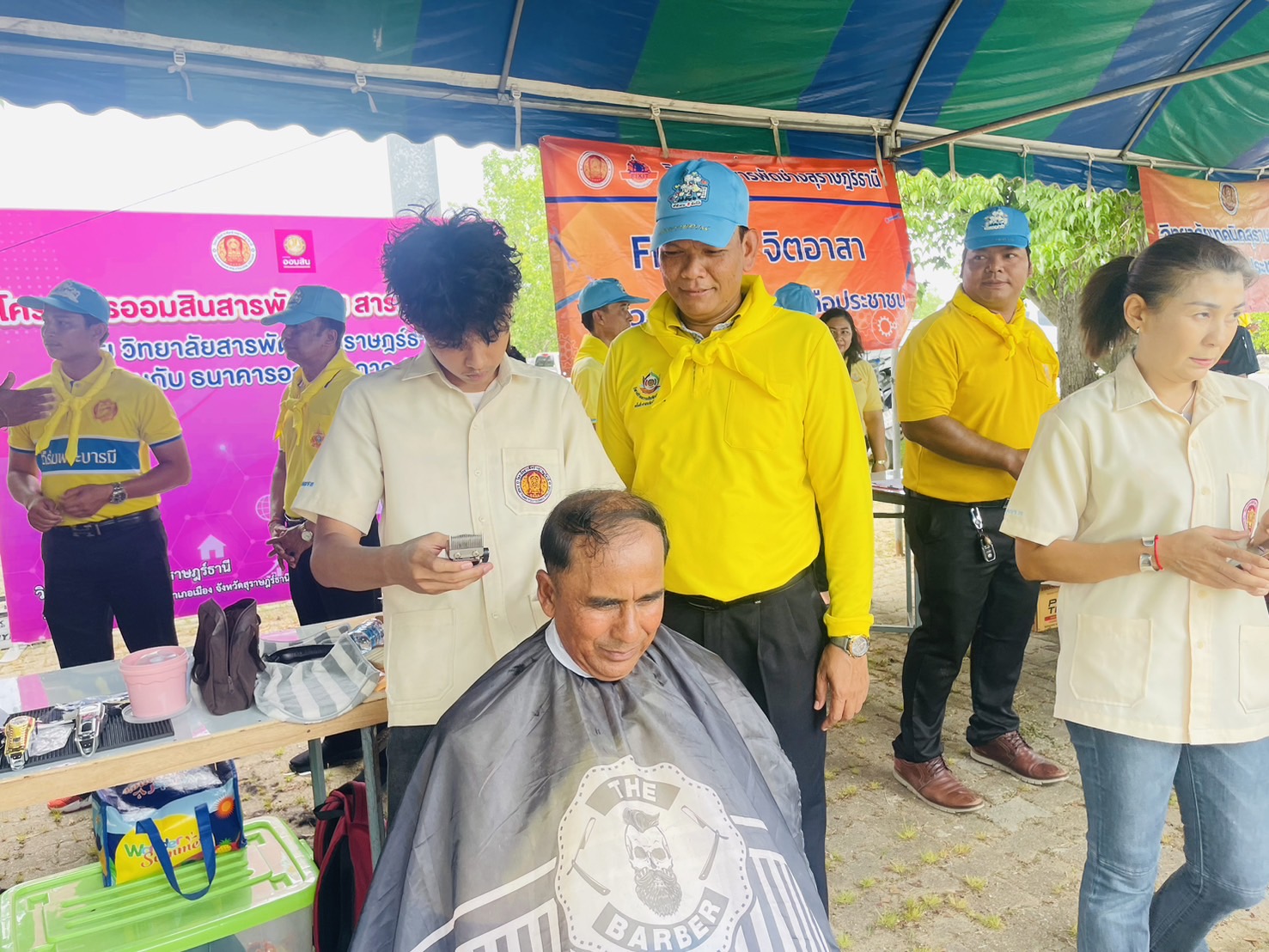 พช.สุราษฎร์ฯ ร่วมทำความดีด้วยหัวใจ “จิตอาสาพัฒนาและบริการประชาชน” เนื่องในโอกาสวันเฉลิมพระชนมพรรษา สมเด็จพระนางเจ้าสุทิดา พัชรสุธาพิมลลักษณ พระบรมราชินี ประจำปี พ.ศ.2568