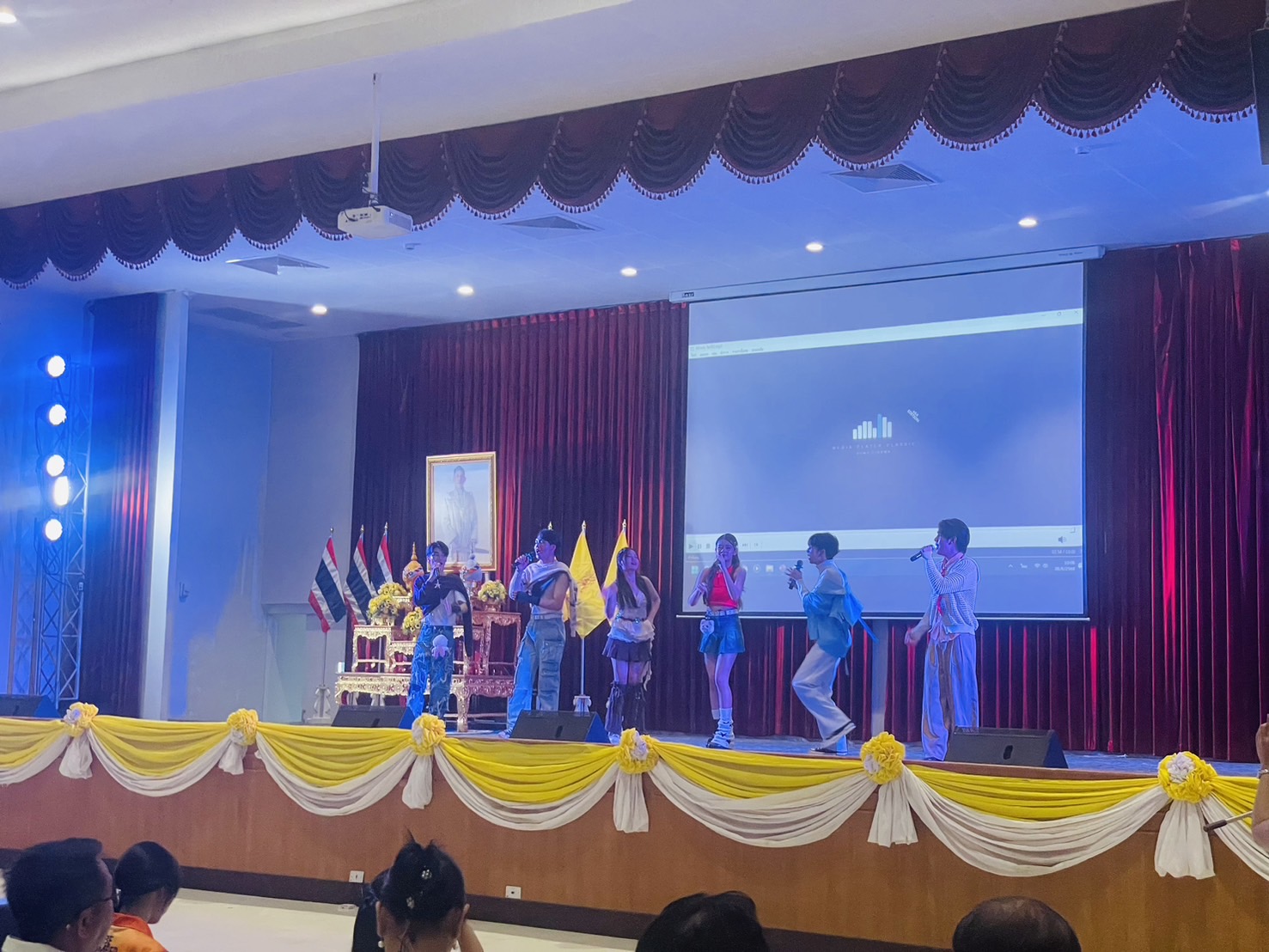 พช.สุราษฎร์ฯ สานพลังเครือข่ายต่อต้านยาเสพติดโลก