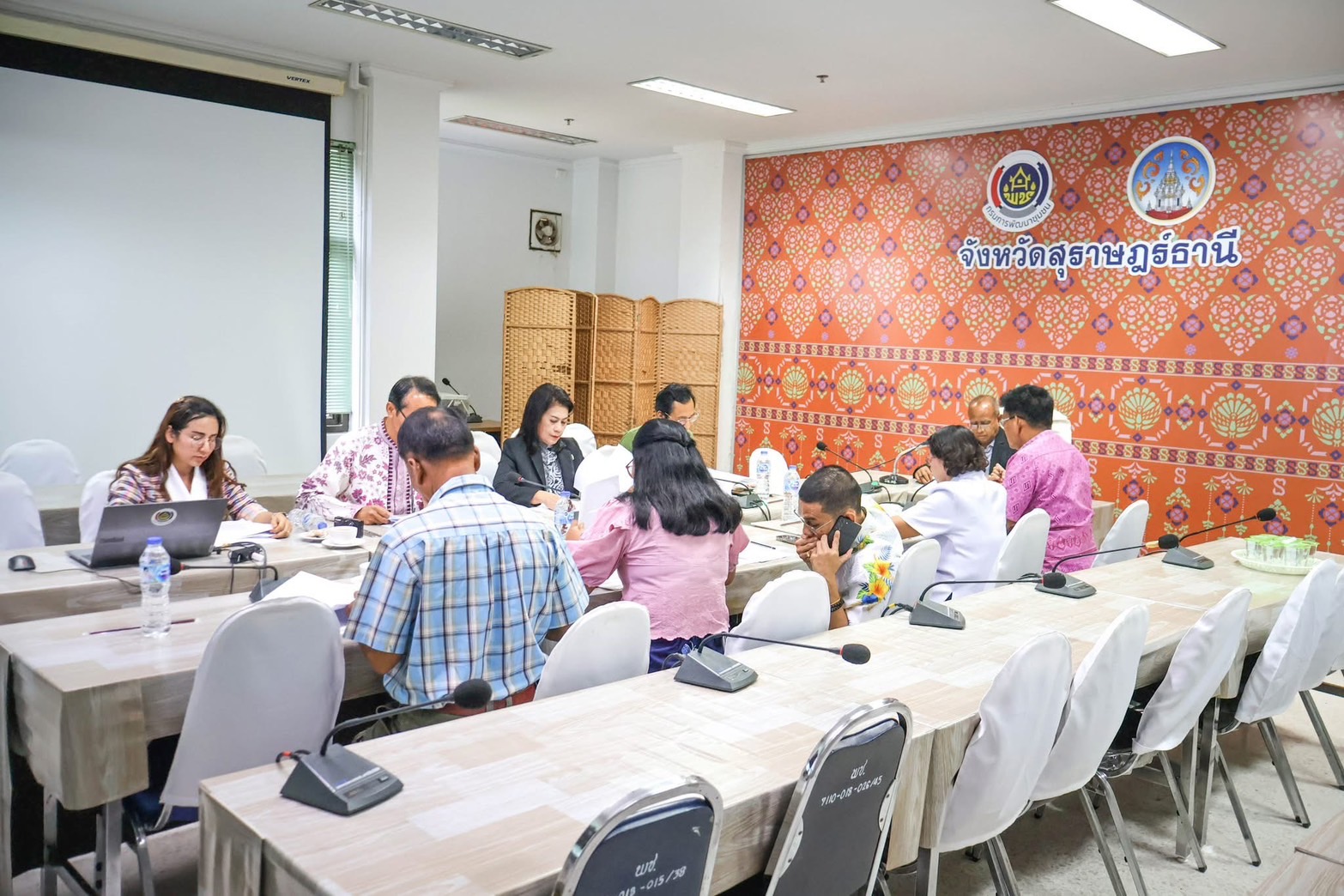 🎯 **พช.สุราษฎร์ธานี เดินหน้า! เตรียมคัดเลือกกิจกรรมพัฒนาชุมชนดีเด่น ปี 2568 รอบตัดสิน**