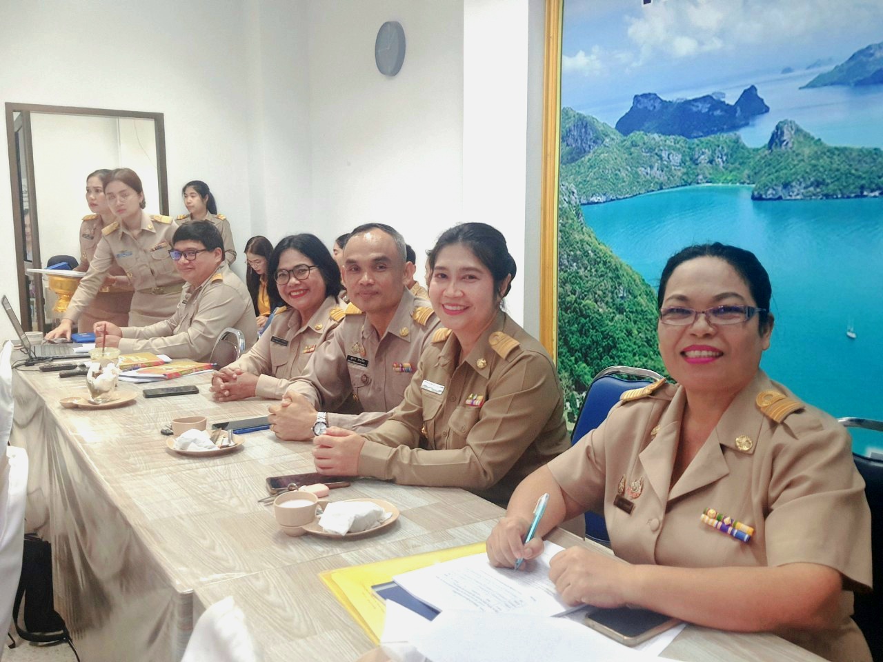 📣พช.สุราษฎร์ธานี ประชุมประจำเดือนผู้อำนวยการกลุ่มงานฯ พัฒนาการอำเภอ และนักวิชาการพัฒนาชุมชน สำนักงานพัฒนาชุมชนจังหวัดฯ ครั้งที่ 5/2568