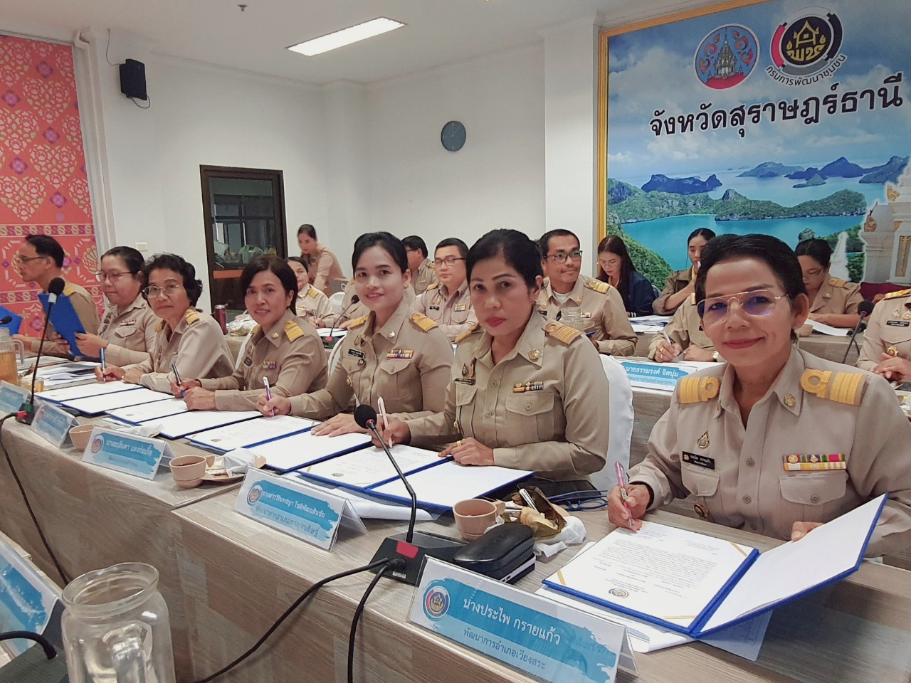 📣พช.สุราษฎร์ธานี ประชุมประจำเดือนผู้อำนวยการกลุ่มงานฯ พัฒนาการอำเภอ และนักวิชาการพัฒนาชุมชน สำนักงานพัฒนาชุมชนจังหวัดฯ ครั้งที่ 5/2568