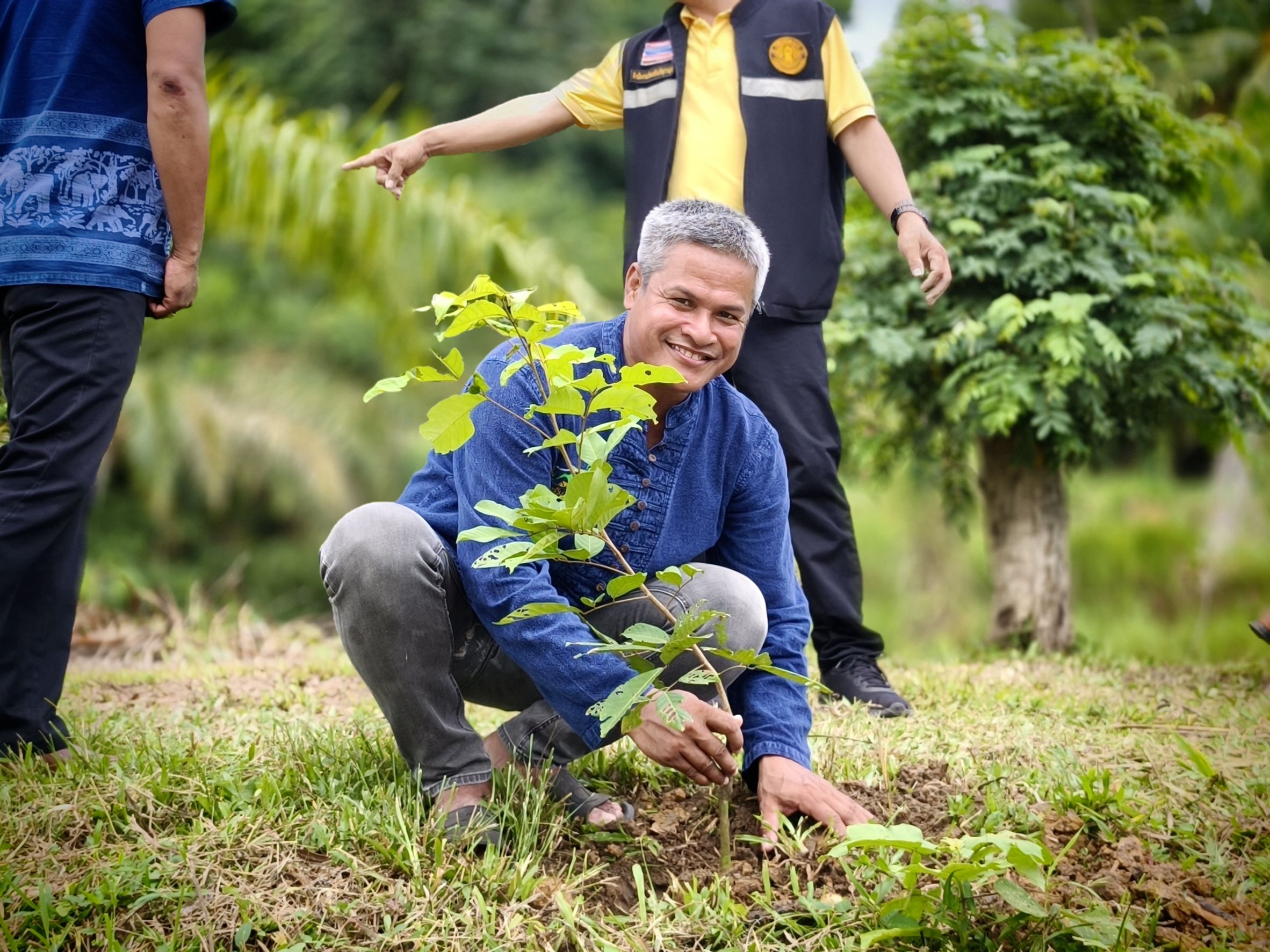 📣พช.สุราษฎร์ธานี ร่วมกิจกรรม “เอามื้อสามัคคี เครือข่าย โคก หนอง นา อำเภอพุนพิน”
