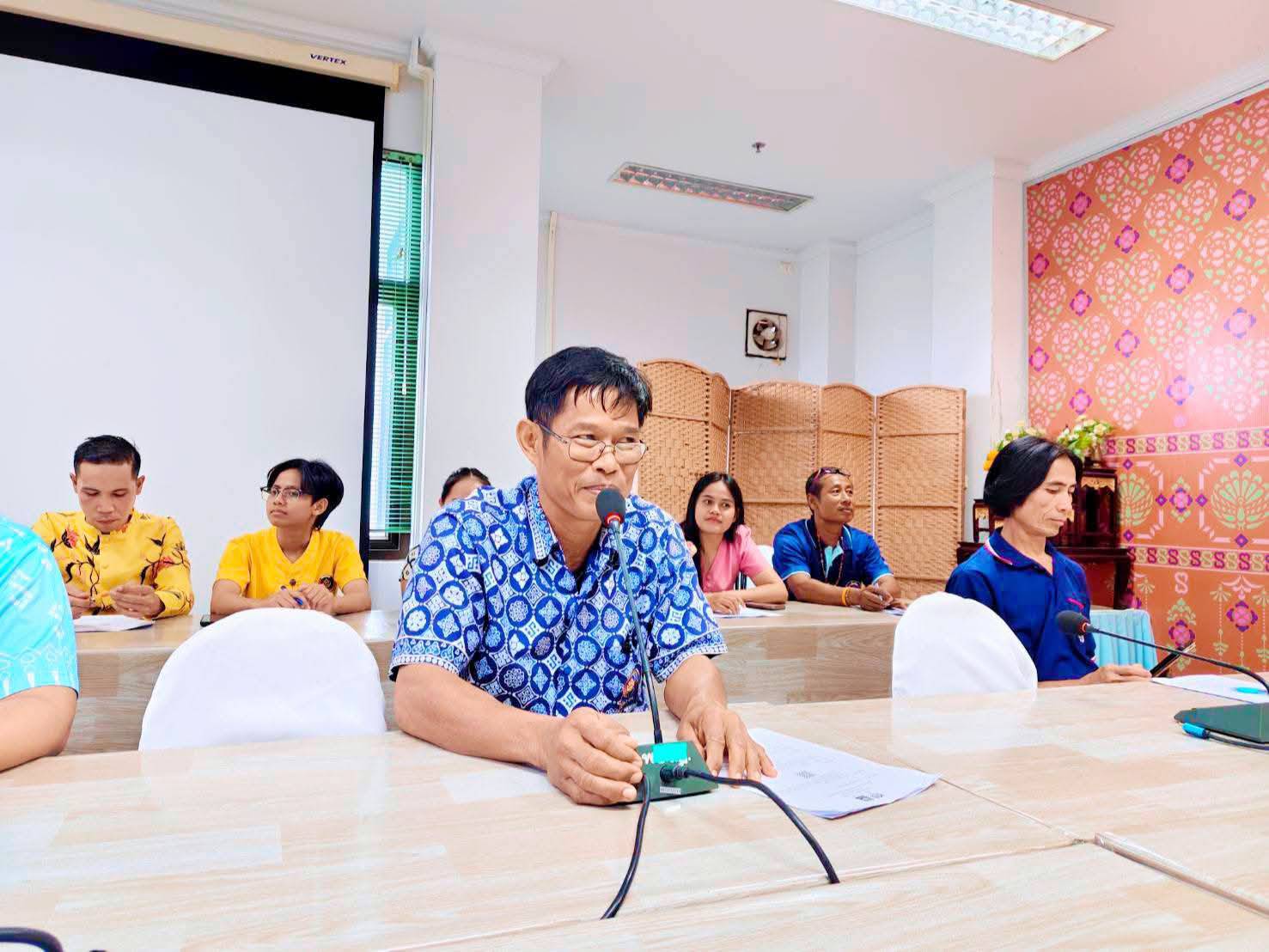 พช.สุราษฎร์ ไม่หยุดขับเคลื่อนงานชมรมอาสาพัฒนาชุมชน ผลักดันสวัสดิการแก่สมาชิก