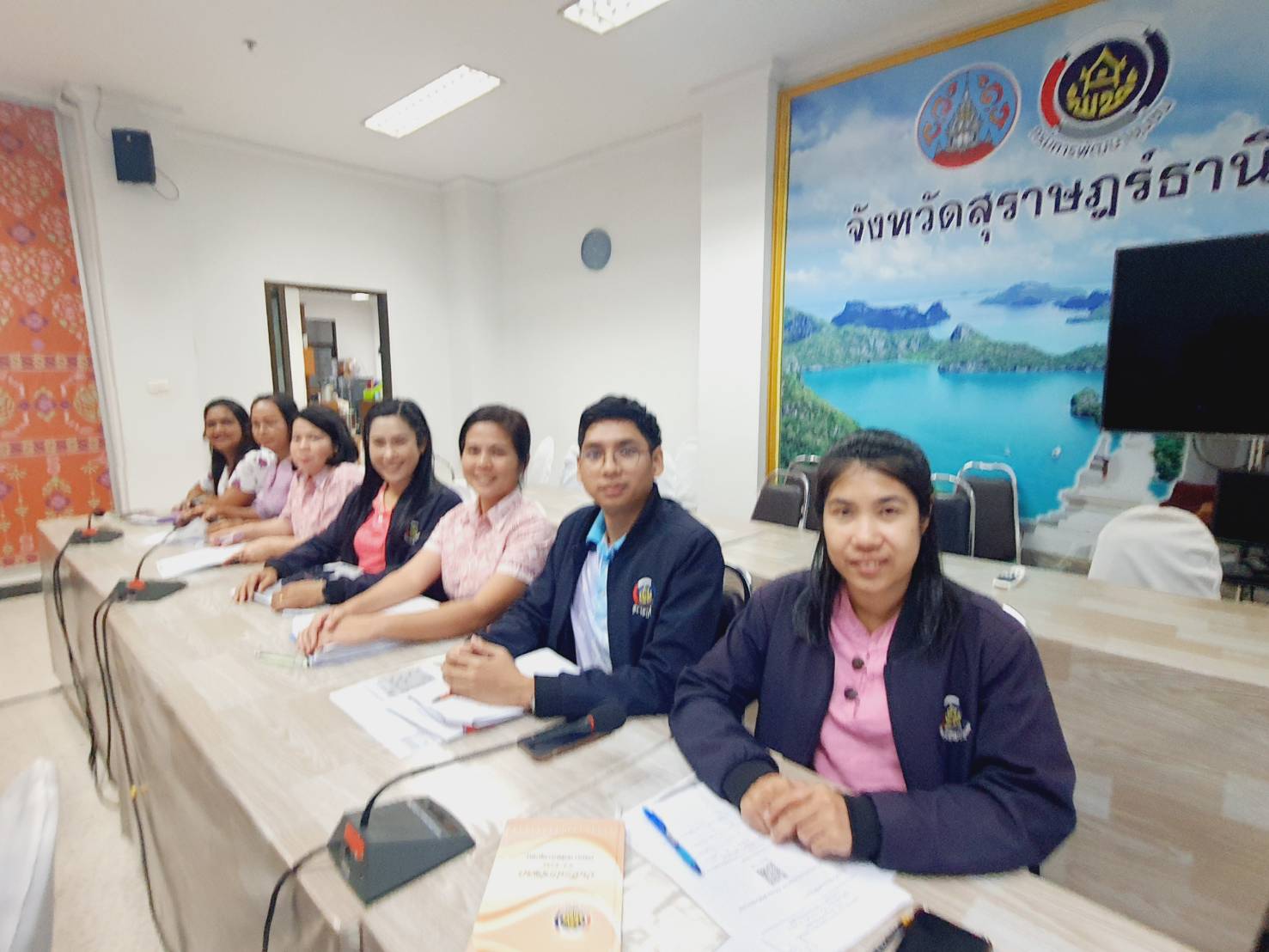📣พช.สุราษฎร์ธานี ประชุมประจำเดือนผู้อำนวยการกลุ่มงานฯ และนักวิชาการพัฒนาชุมชน สำนักงานพัฒนาชุมชนจังหวัดสุราษฎร์ธานี ครั้งที่ 6/2568