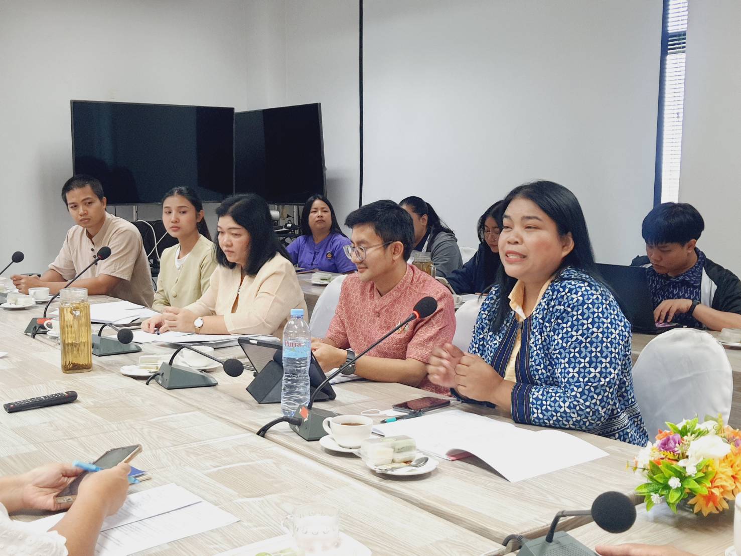 พช.สุราษฎร์ธานี โดยสำนักงานเลขานุการ อกส.จ.สุราษฎร์ธานี  พร้อมด้วย ผู้แทนกลไกการขับเคลื่อนกองทุนพัฒนาบทบาทสตรี ร่วมโครงการประชุมติดตามและประเมินผลการดำเนินงานทุนหมุนเวียนของกองทุนพัฒนาบทบาทสตรี ประจำปีงบประมาณ พ.ศ.2568
