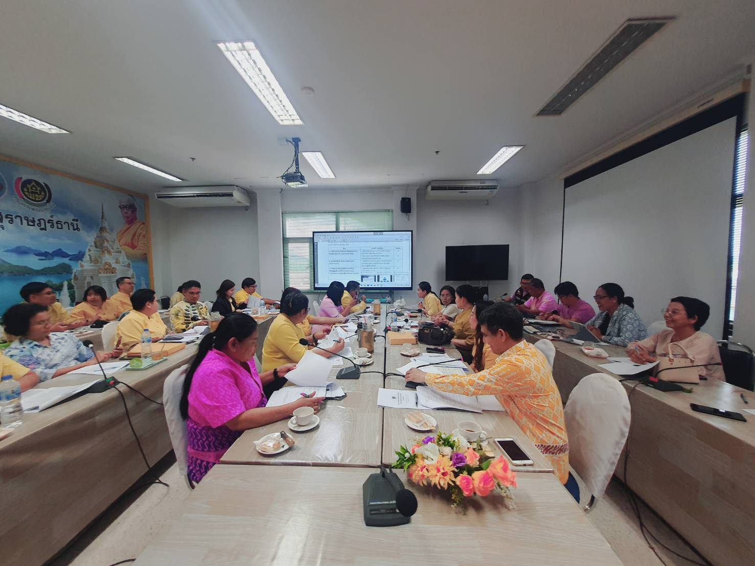 📣พช.สุราษฎร์ธานี จัดประชุมประจำเดือนพัฒนาการจังหวัดสุราษฎร์ธานี ผู้อำนวยการกลุ่มงาน พัฒนาการอำเภอ นักวิชาการพัฒนาชุมชน และเจ้าหน้าที่พัฒนาชุมชนจังหวัดสุราษฎร์ธานี ครั้งที่ 6/2568