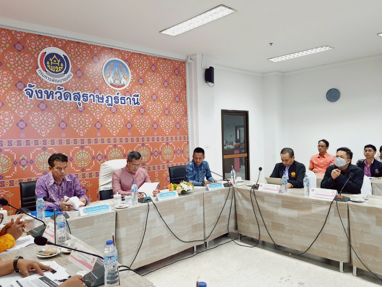 “พช.สุราษฎร์ธานี เข้ารับการคัดเลือก สำนักงานเลขานุการ อกส.จ. ดีเด่น’ ระดับศูนย์ศึกษาและพัฒนาชุมชน” พร้อมเดินหน้าสนับสนุนบทบาทสตรีอย่างยั่งยืน