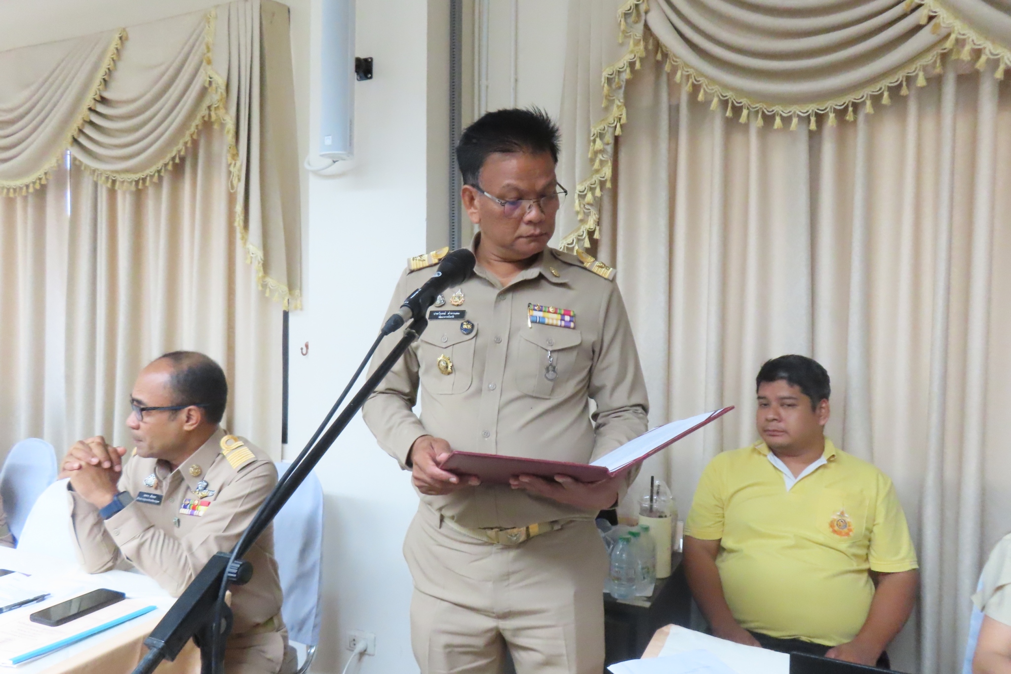 📣พช.สุราษฎร์ธานี จัดพิธีมอบประกาศเกียรติคุณคนกองทุนพัฒนาบทบาทสตรีดีเด่นระดับจังหวัด ตามโครงการเชิดชูเกียรติคนกองทุนพัฒนาบทบาทสตรี ประจำปี 2568 และประกาศเกียรติคุณสตรีดีเด่นการขับเคลื่อนนโยบายกระทรวงมหาดไทย ประจำปี 2568