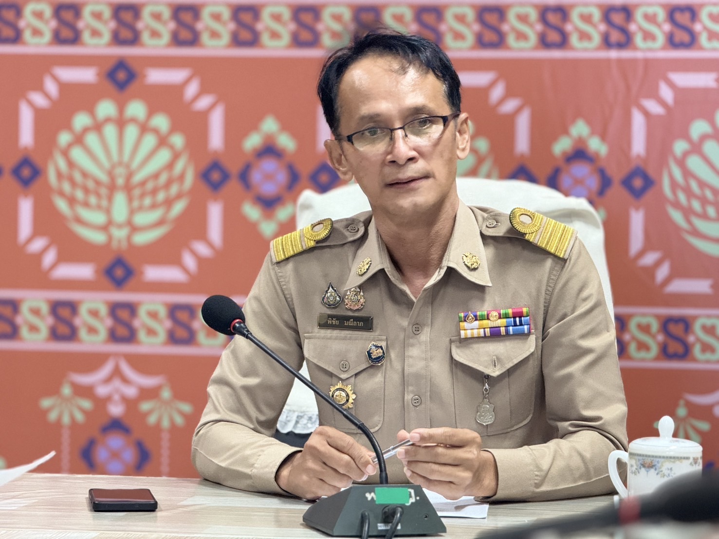 พช.สุราษฎร์ ไม่หยุดขับเคลื่อนงานชมรมอาสาพัฒนาชุมชน ผลักดันสวัสดิการแก่สมาชิก