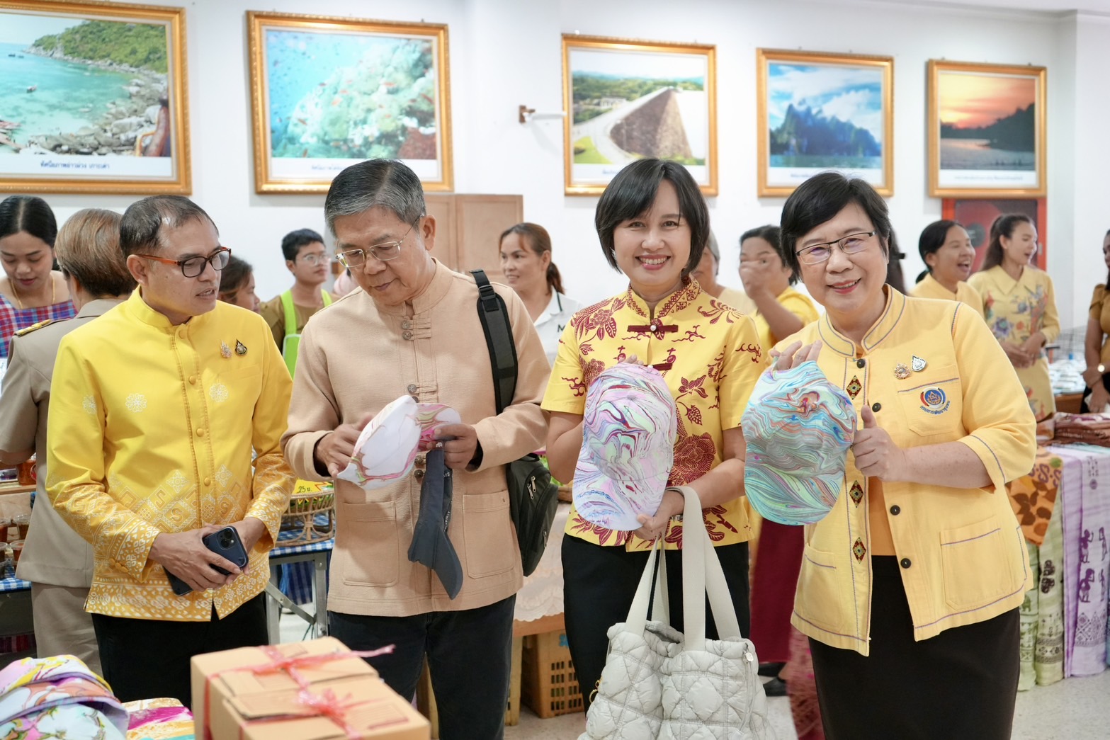 📣พช.สุราษฎร์ธานี ต้อนรับคณะกรรมการติดตาม และประเมินผลการดำเนินงานหน่วยงานพัฒนาชุมชนใสสะอาด (Site Visit) ประจำปีงบประมาณ พ.ศ.2568