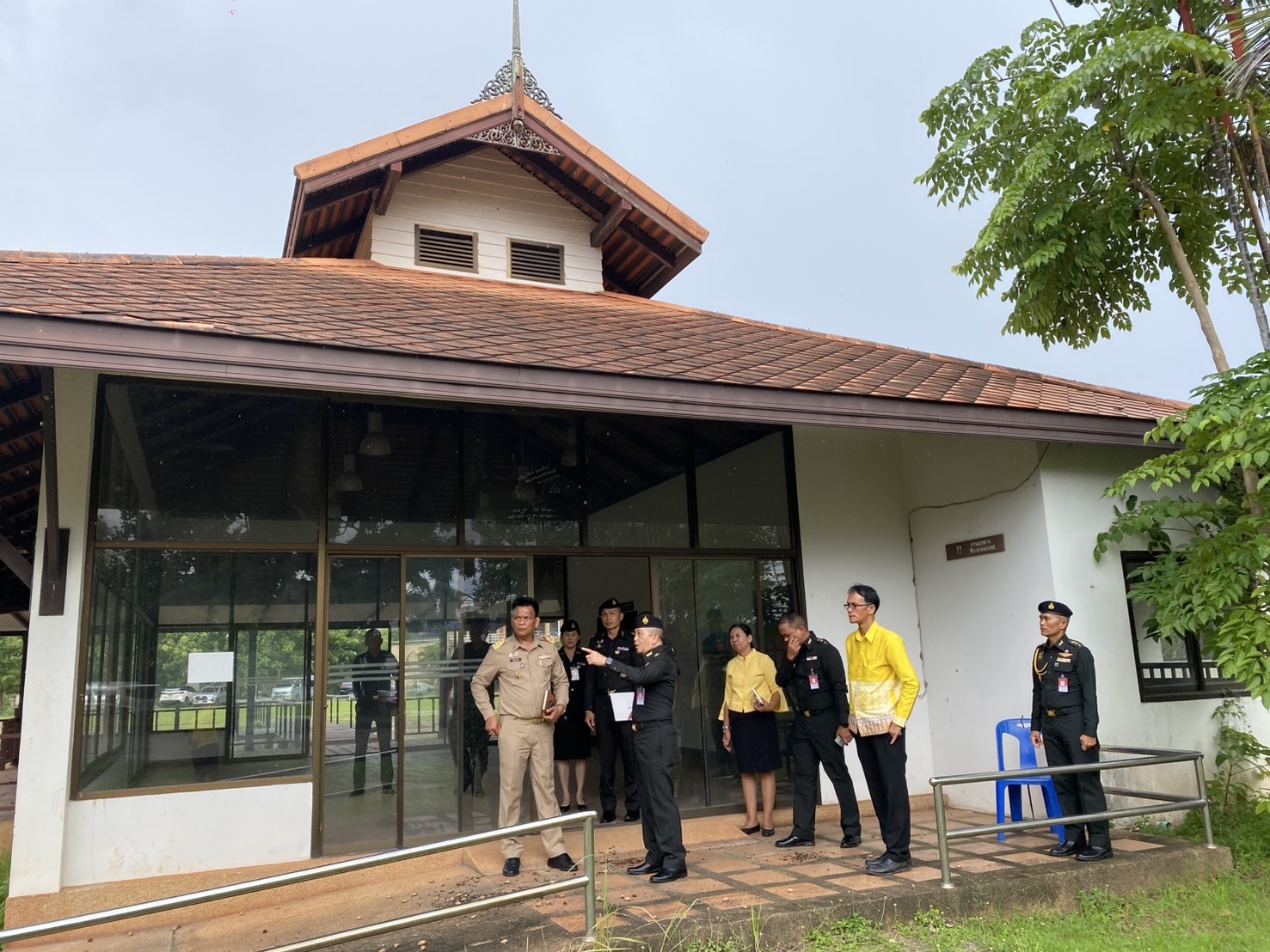 พช.สุราษฎร์ ร่วมกับมณฑลทหารบกที่ ๔๕ จัดหาพื้นที่เตรียมเปิดศูนย์จำหน่ายผลิตภัณฑ์ OTOP จังหวัดสุราษฎร์ธานี