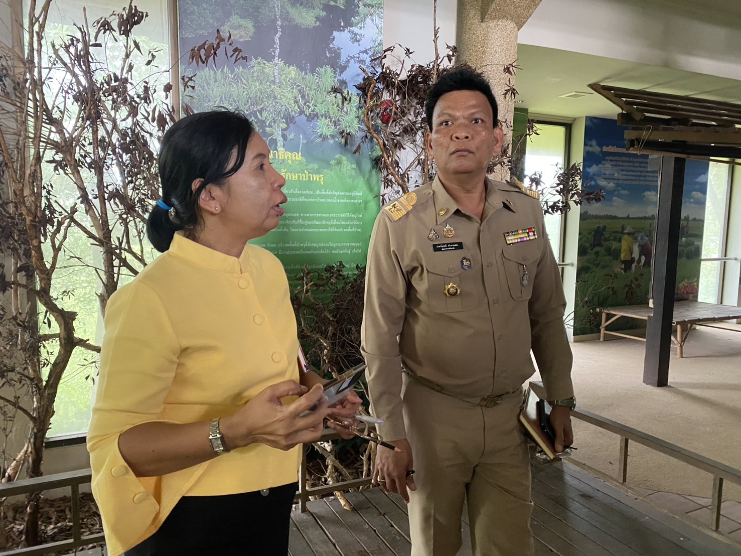 พช.สุราษฎร์ ร่วมกับมณฑลทหารบกที่ ๔๕ จัดหาพื้นที่เตรียมเปิดศูนย์จำหน่ายผลิตภัณฑ์ OTOP จังหวัดสุราษฎร์ธานี