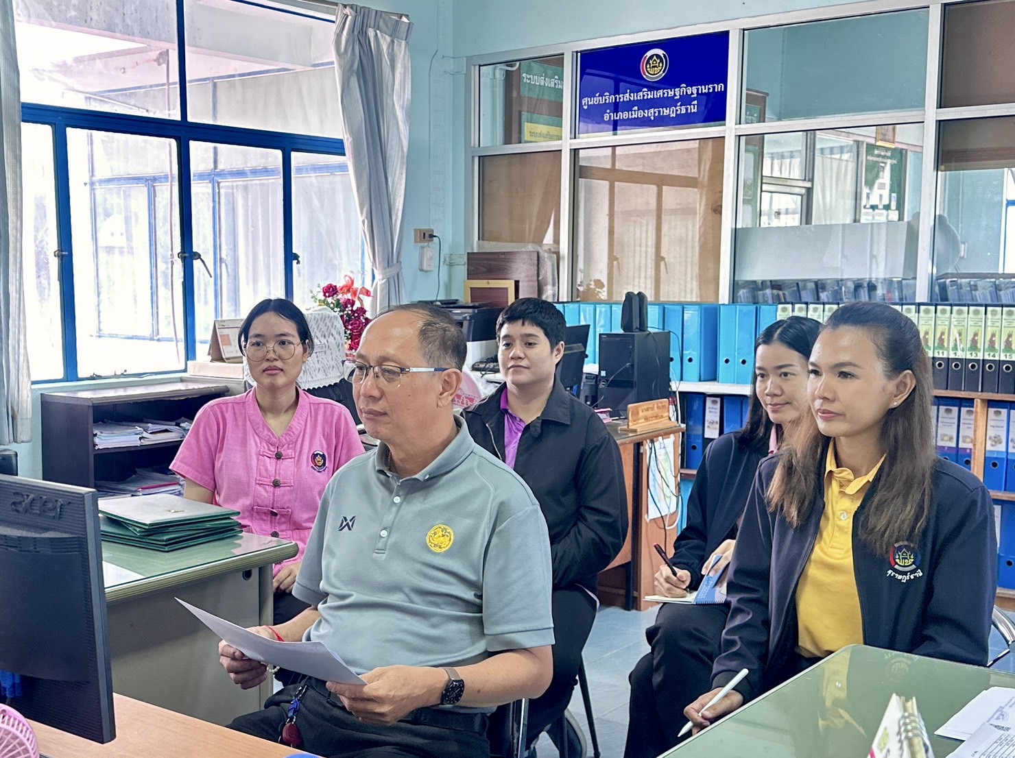 พช.สุราษฎร์ธานี ร่วมประชุมกรมการพัฒนาชุมชน ครั้งที่ 7/2568 ผ่านการถ่ายทอดสัญญาณผ่านระบบการประชุมทางไกล Video Conference