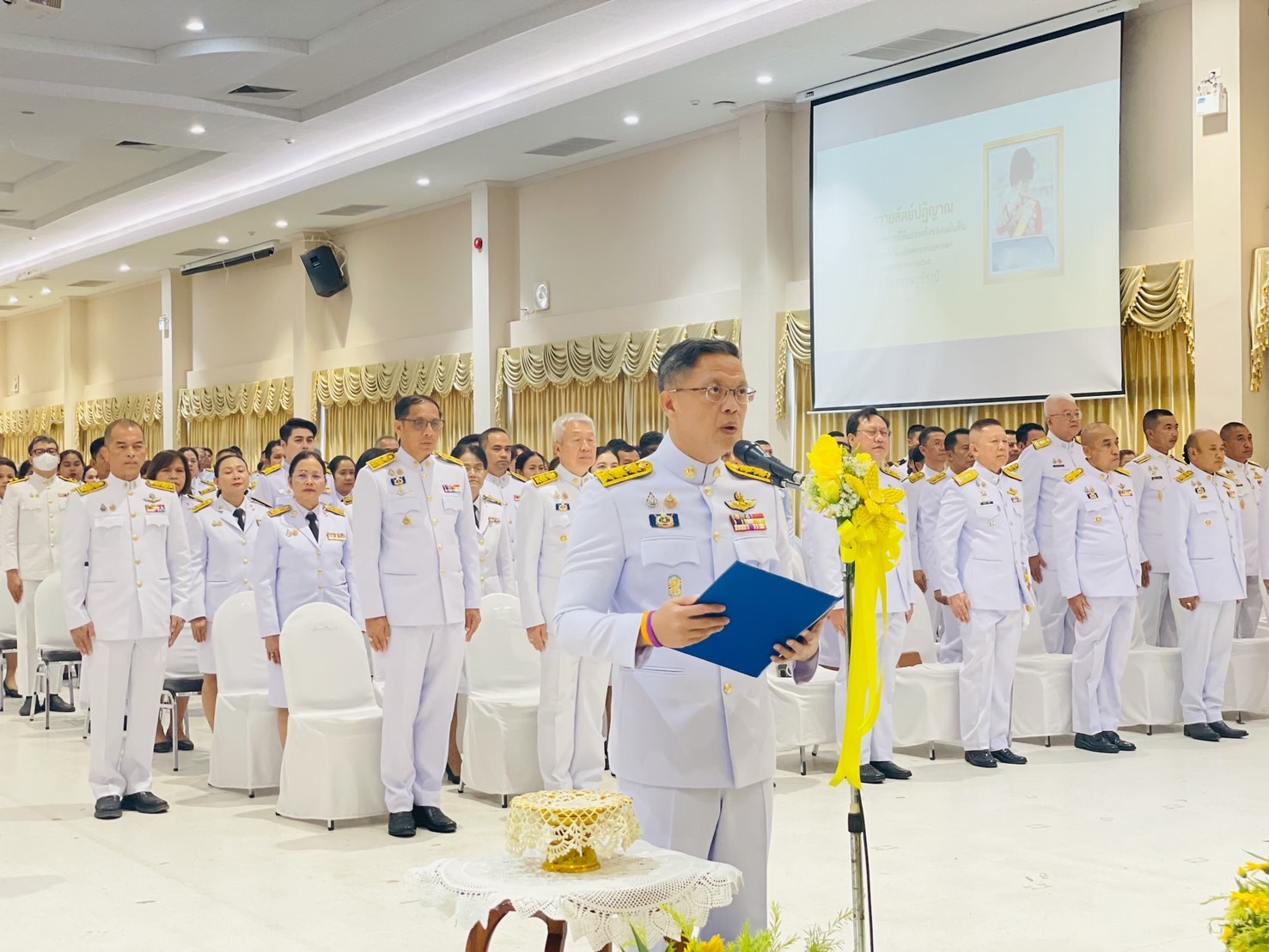 พช.สุราษฎร์ธานี พิธีถวายสัตย์ปฏิญาณเพื่อเป็นข้าราชการที่ดีและพลังของแผ่นดิน เนื่องในวันเฉลิมพระชนมพรรษา 28 กรกฎาคม 2568