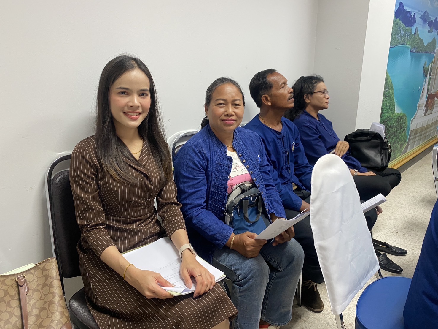 พช.สุราษฎร์ ไม่หยุดขับเคลื่อนงานชมรมอาสาพัฒนาชุมชน ผลักดันสวัสดิการแก่สมาชิก