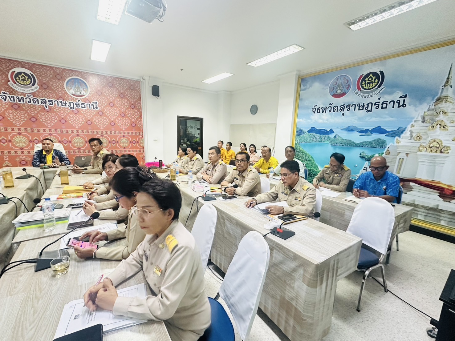 📌พช.สุราษฎร์ธานี ขับเคลื่อนจัดทำแผนพัฒนาชุมชนเชิงพื้นที่แบบบูรณาการร่วมภาคีเครือข่ายการพัฒนาฯ