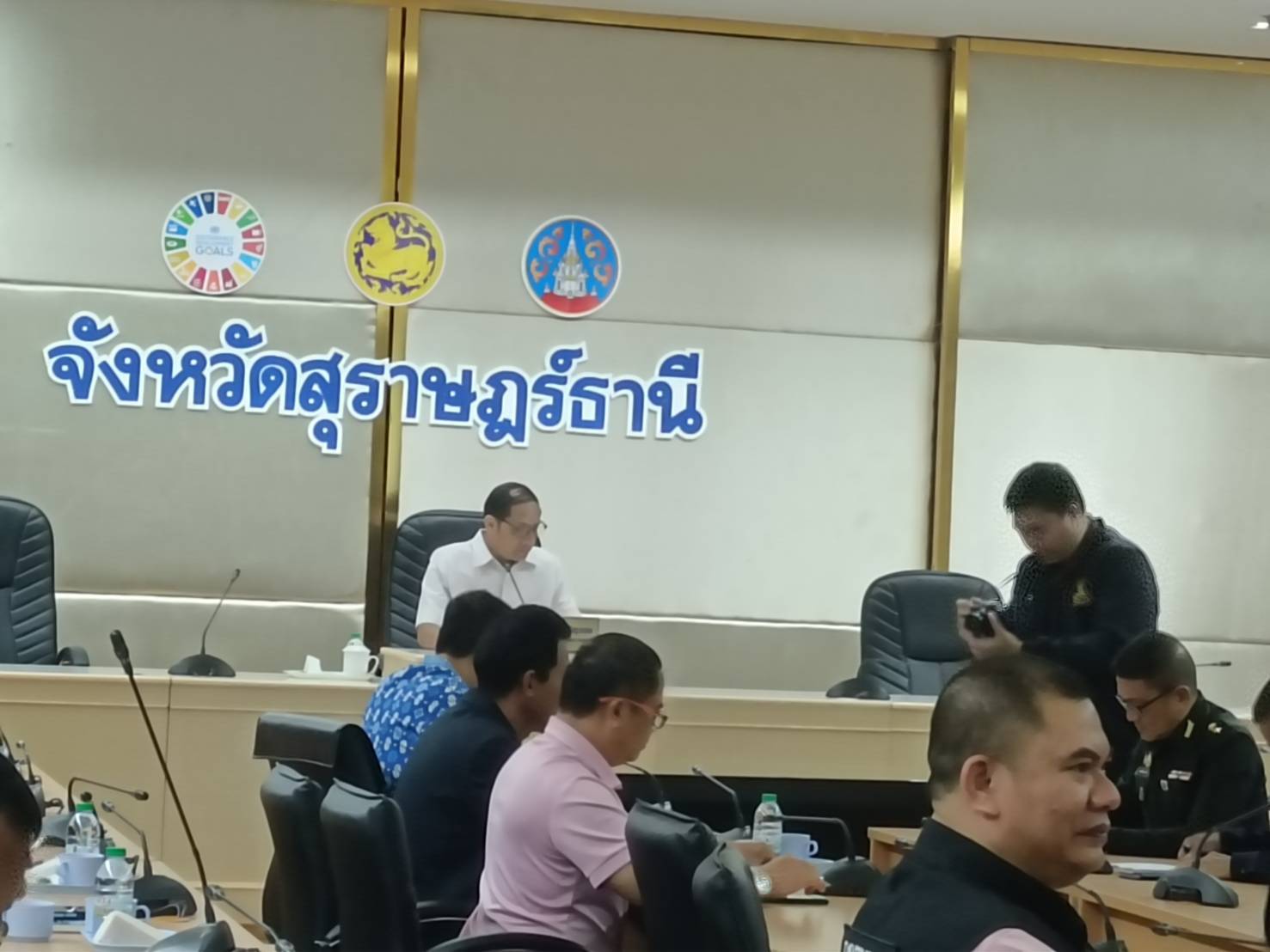 พช.สุราษฎร์ธานี ร่วมการประชุมชี้แจงแนวทางการฝึกอพยพประชาชนและบริหารจัดการศูนย์พักพิงพระราชทาน ประจำปี พ.ศ.2568