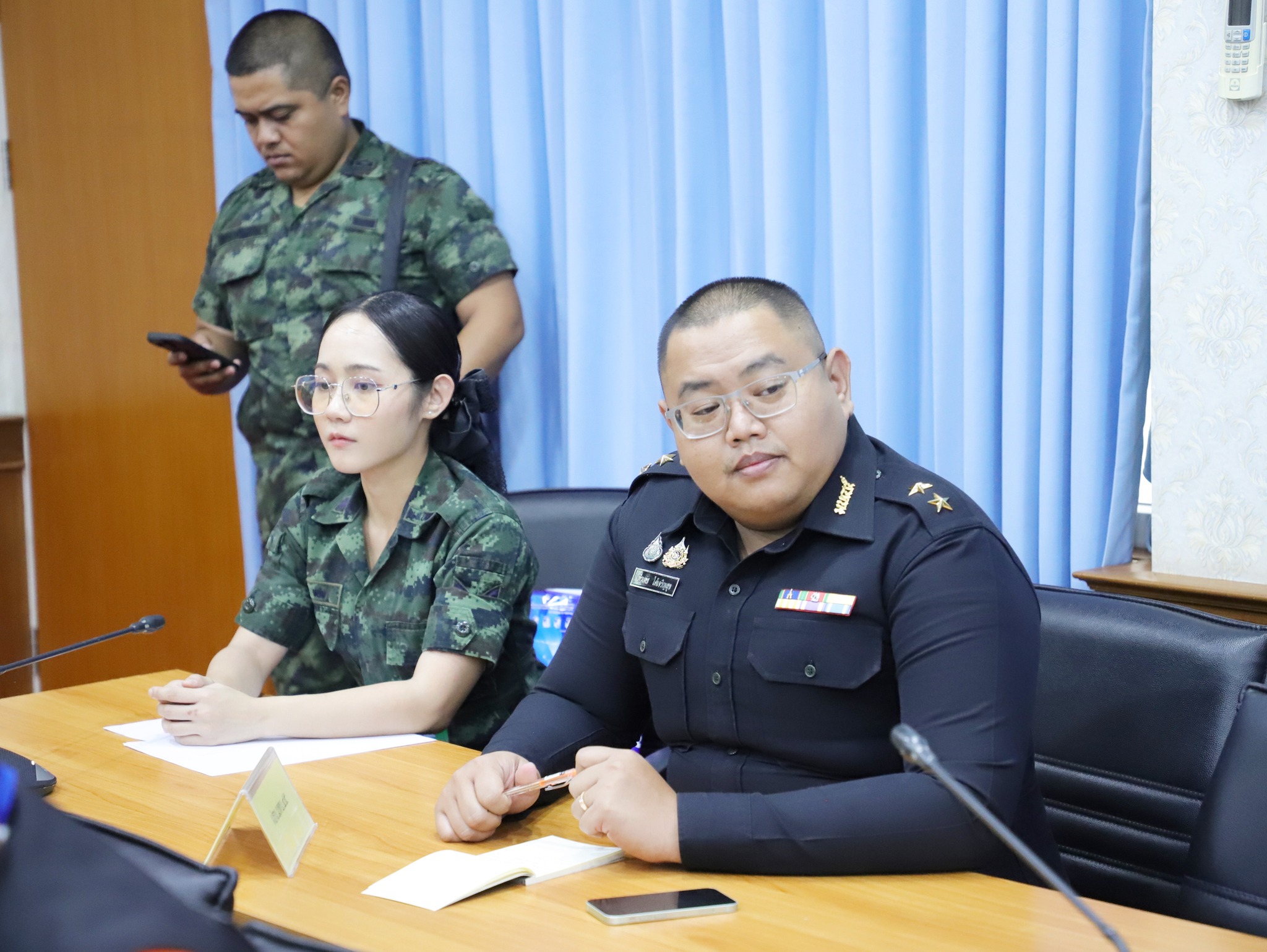 พช.สุราษฎร์ธานี ร่วมประชุมเพื่อบูรณาการขับเคลื่อนกิจกรรมศูนย์เรียนรู้ตามหลักปรัชญาของเศรษฐกิจพอเพียงค่ายวิภาวดีรังสิต