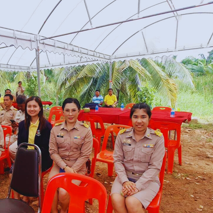 📢พช.สุราษฎร์ธานี จัดพิธีส่งมอบ “บ้านห่วงใยจากใจ GLO ประจำปี ๒๕๖๘”