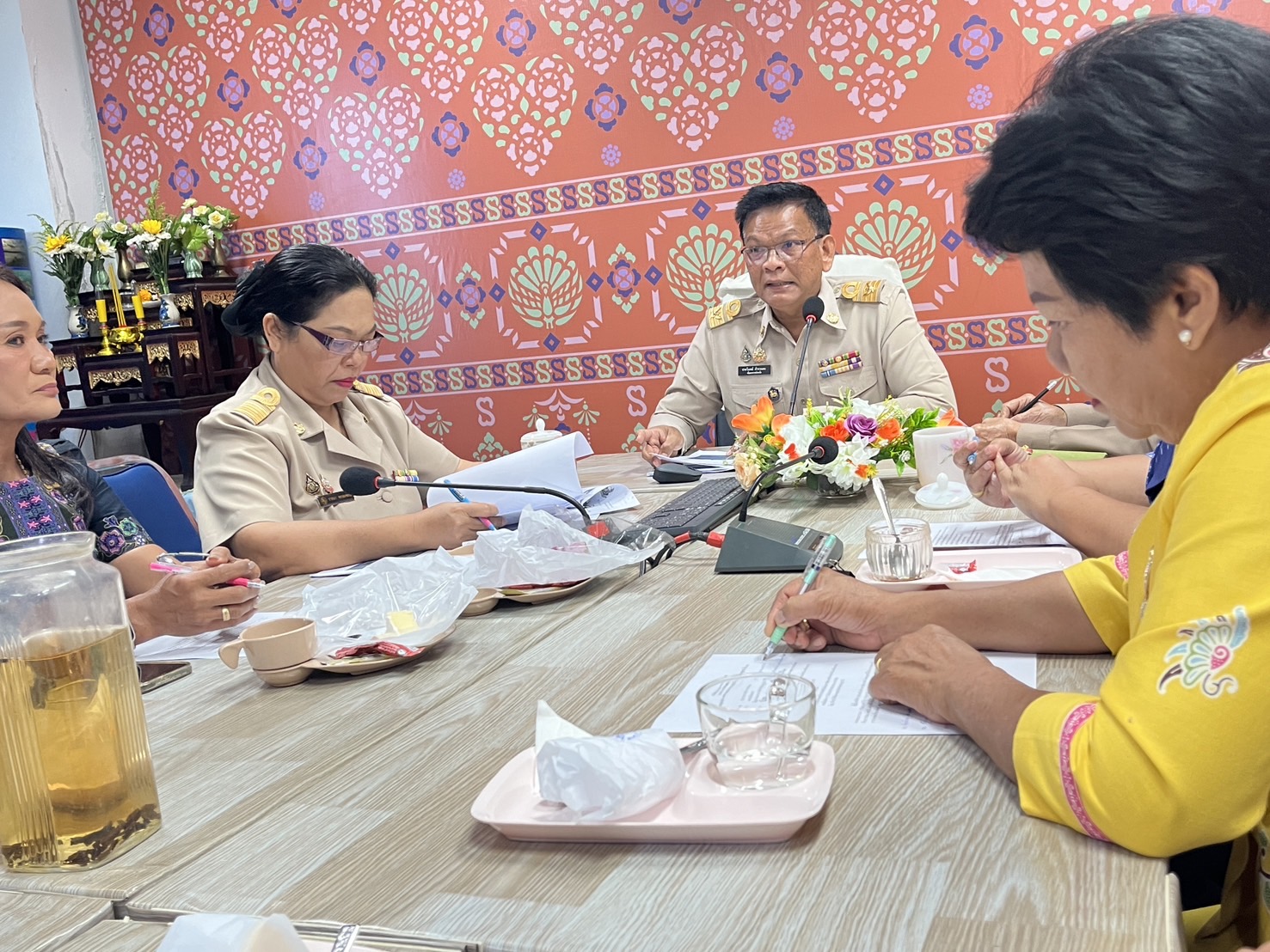 พช.สุราษฎร์ธานี คัดเลือกคณะกรรมการพัฒนาสตรีจังหวัดสุราษฎร์ธานี (กพสจ.) ครั้งที่ 1 ประจำปี 2568