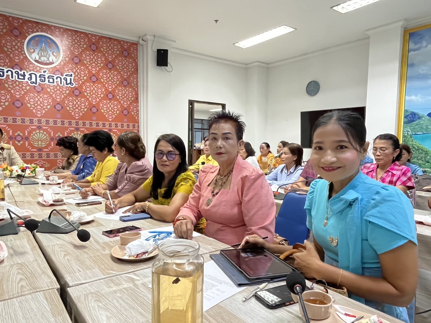 พช.สุราษฎร์ธานี คัดเลือกคณะกรรมการพัฒนาสตรีจังหวัดสุราษฎร์ธานี (กพสจ.) ครั้งที่ 1 ประจำปี 2568