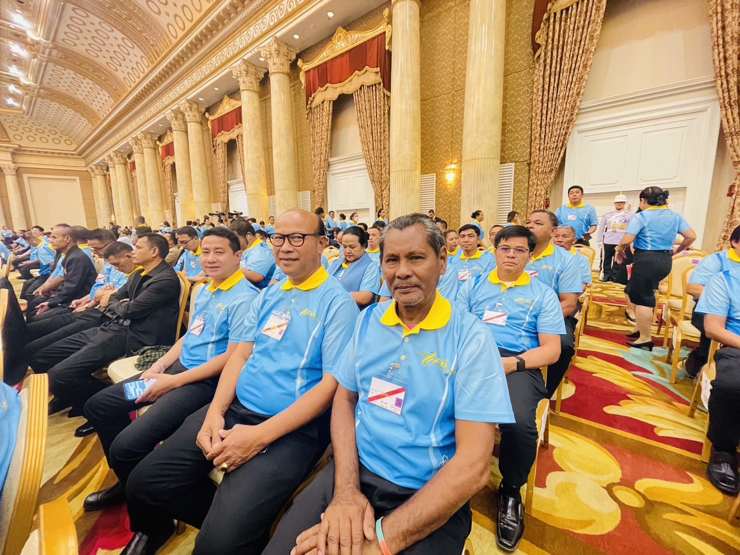 พ่อเมืองสุราษฎร์ฯ นำทีมประธานหมู่บ้าน/ชุมชม ร่วมงานมหกรรมกองทุนแม่ของแผ่นดิน ประจำปี 2568 (ก้าวสู่ทศวรรษที่ 3 อ้อมกอดของแม่)