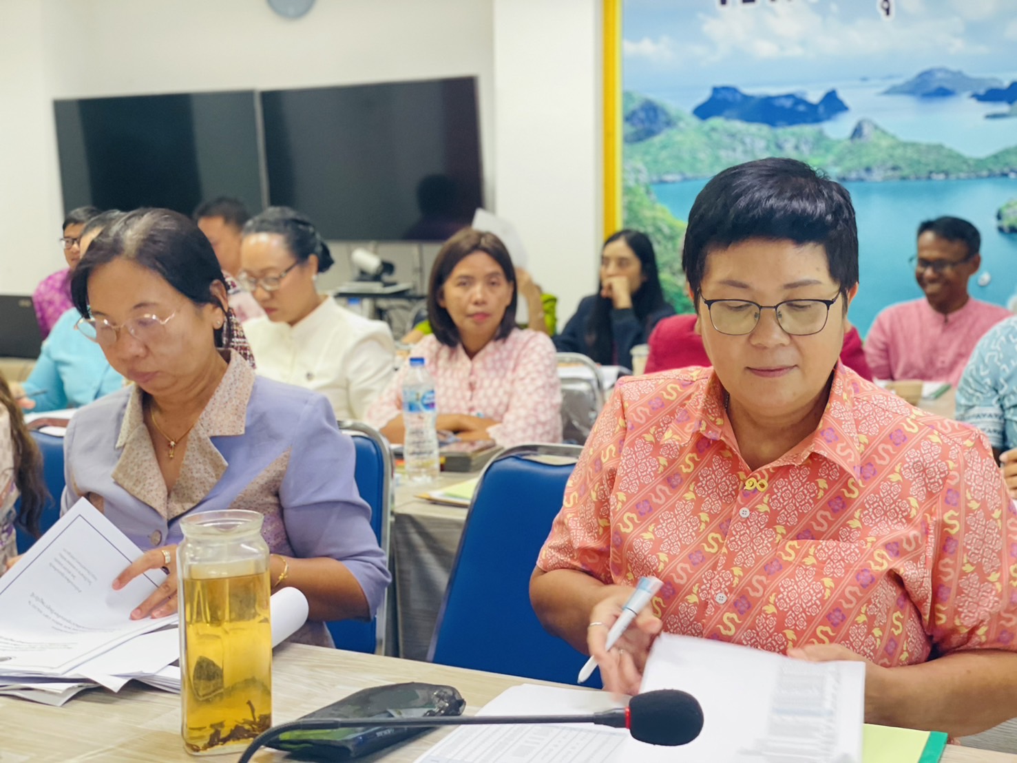 📢พช.สุราษฎร์ธานี ประชุมผู้อำนวยการกลุ่มงาน พัฒนาการอำเภอ นักวิชาการและเจ้าหน้าที่สำนักงานพัฒนาชุมชนจังหวัดสุราษฎร์ธานี ครั้งที่ 7/2568