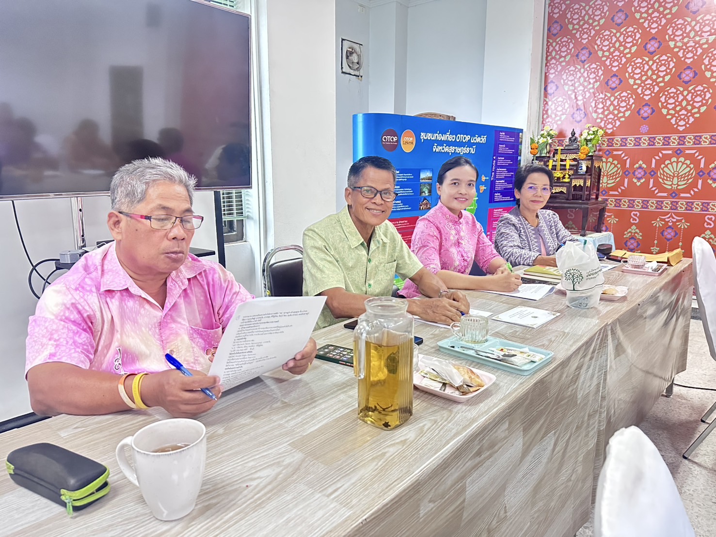 📌พช.สุราษฎร์ธานี ประชุมคณะทำงานเพื่อถอดบทเรียนโครงการ คลินิก “พช.” สุราษฎร์ฯ สร้างสุขชุมชน จังหวัดสุราษฎร์ธานี (Rebrand – IPA)